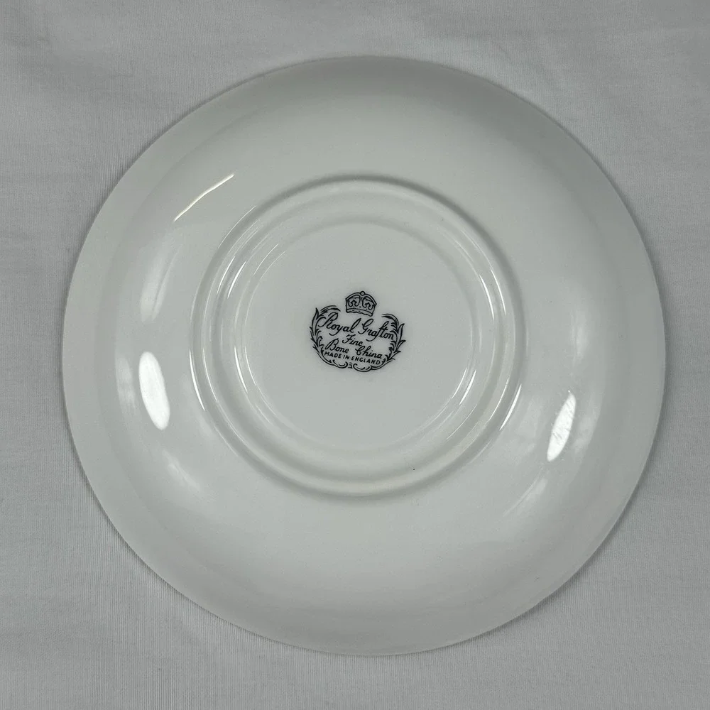 Royal Grafton Teacup And Saucer‎ Yellow Roses Bone China Made In England